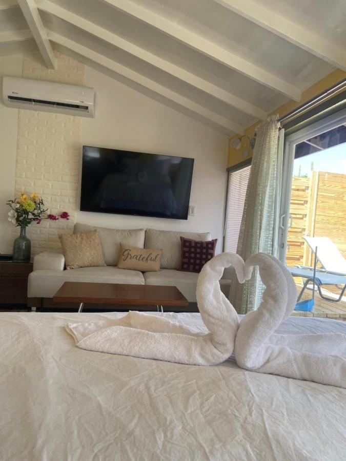Cozy Studio With Private Spa Ораниестад Екстериор снимка