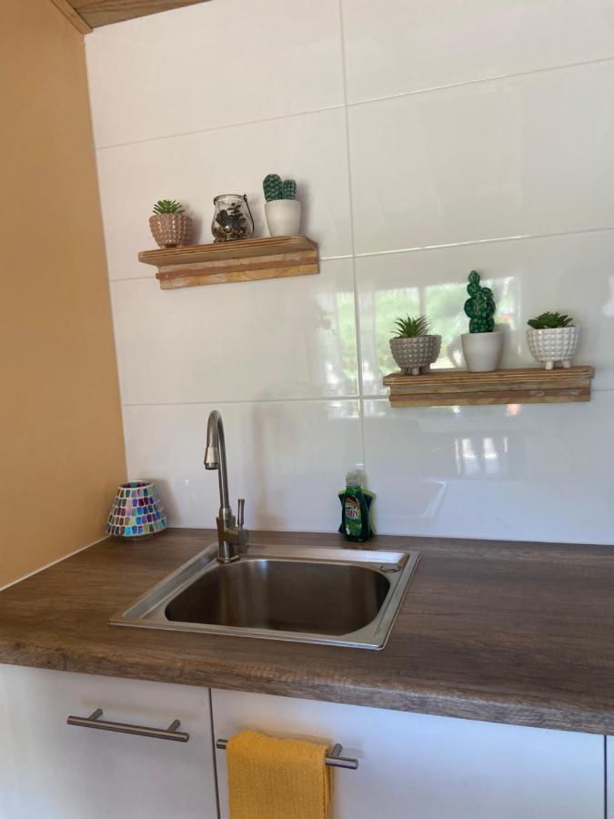 Cozy Studio With Private Spa Ораниестад Екстериор снимка